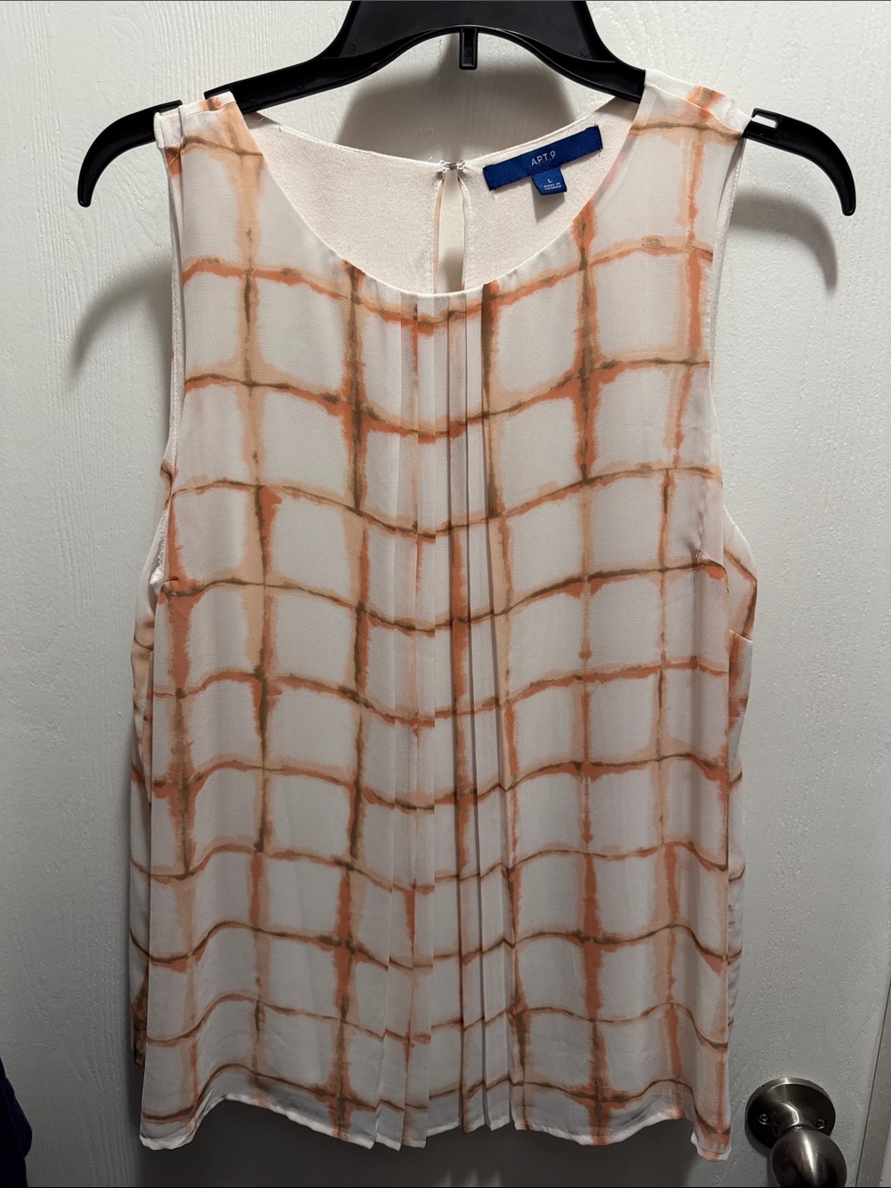 NWOT Apt. 9 Cream Sleeveless Grid-Print Pleated Blouse - Peach Grid